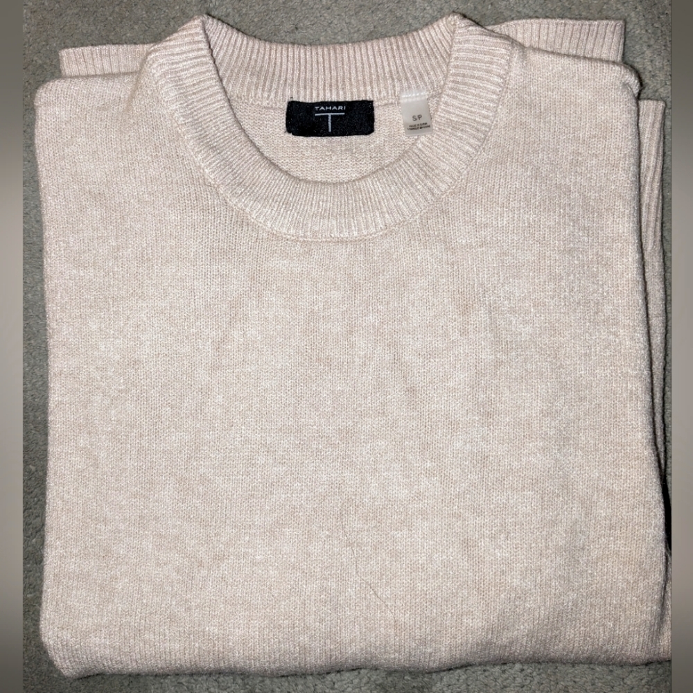 Women's Tahari small sweater